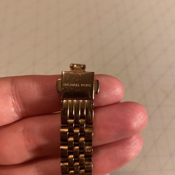 COPY - Rose Gold Michael Kors Watch - Picture 4 of 6